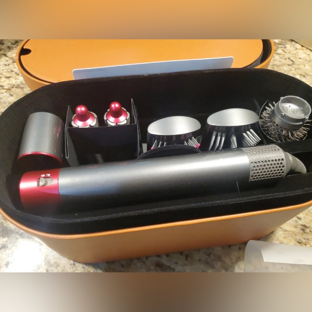 Dyson Airwrap Complete Set - Nickel/Fushia - Very slightly used